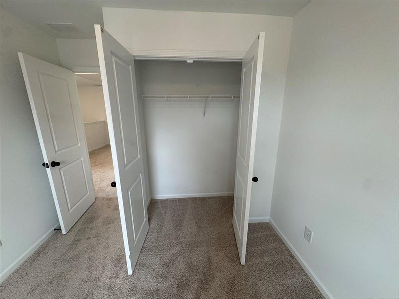 Spacious, unfurnished interior of a new home in Laurelwood, Douglasville (Image 36).