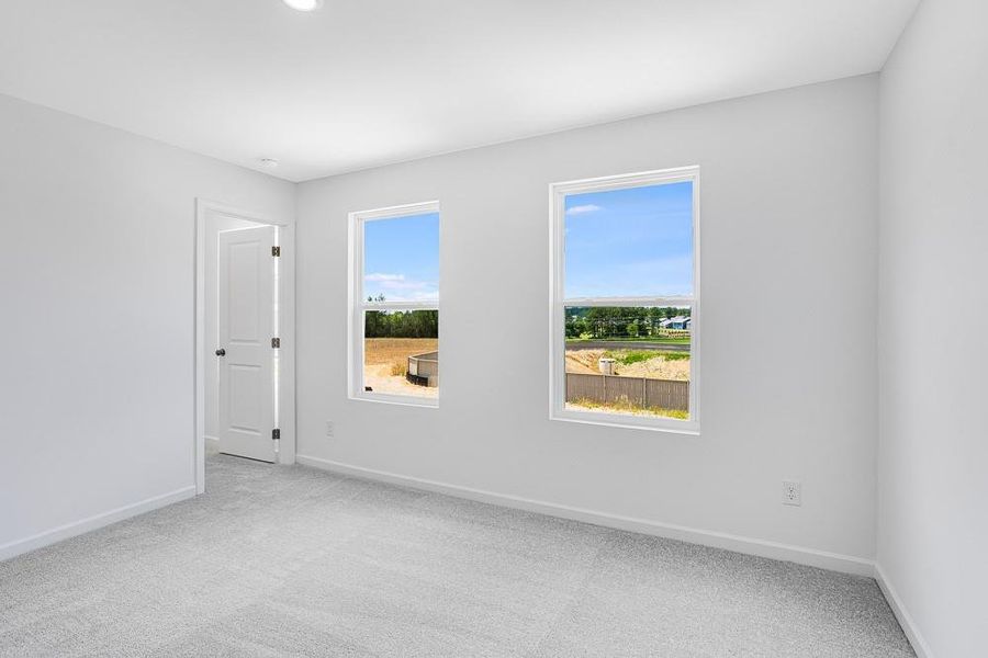 Spacious, unfurnished interior of a new home in Heritage River, Euharlee (Image 20).