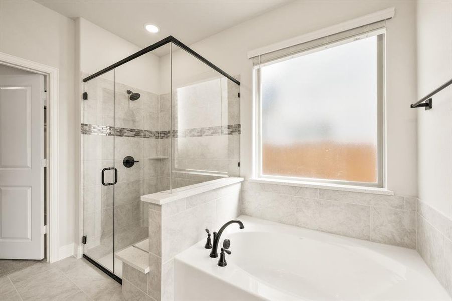 Furnished interior view inside a new home in Hulen Trails Classic 50, Fort Worth (Image 14). Furnished interior view inside a new home in Hulen Trails Classic 50, Fort Worth (Image 14).