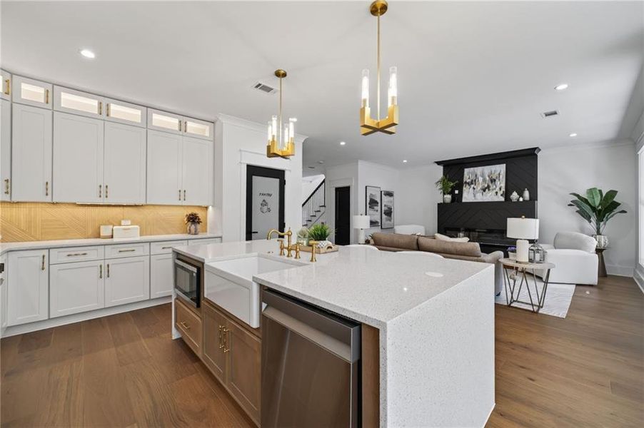 Furnished interior view inside a new home in , Hoschton (Image 9).