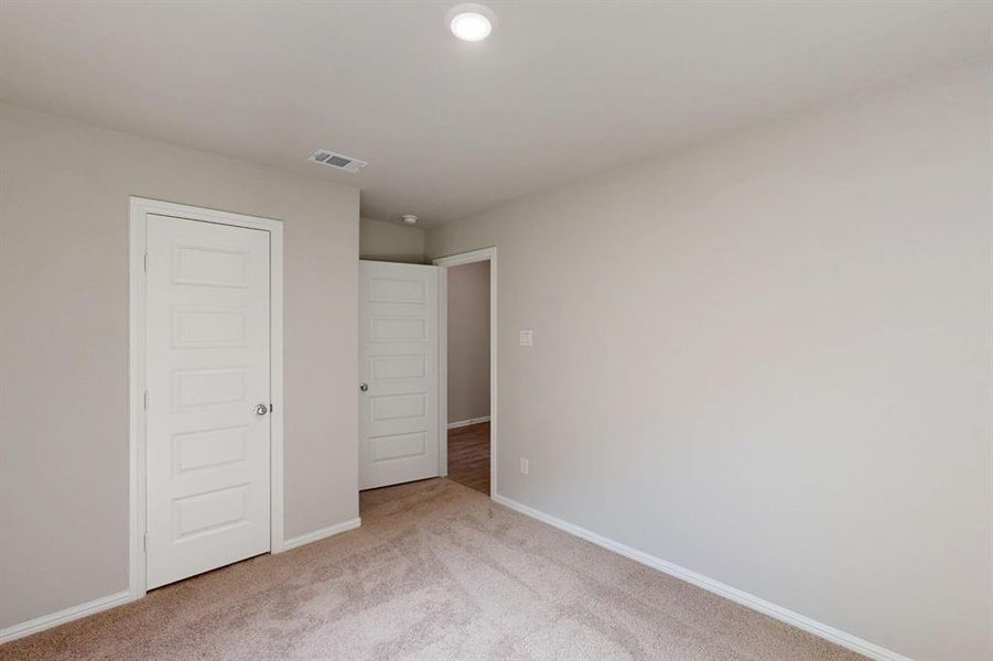 Spacious, unfurnished interior of a new home in Meadow Park, Ponder (Image 17). Spacious, unfurnished interior of a new home in Meadow Park, Ponder (Image 17).