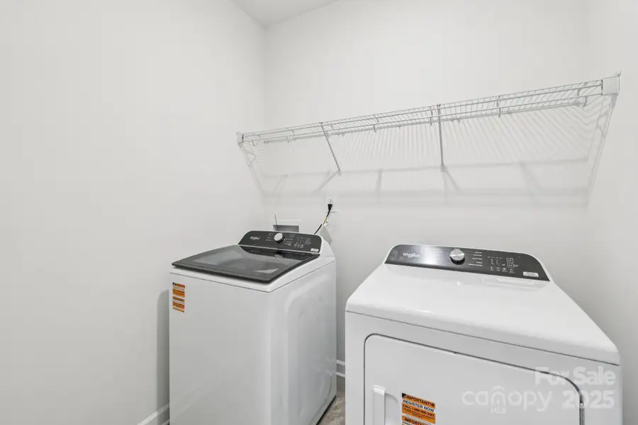 Photo is not of the actual home, but is an inspirational photo of builder’s model home and may depict options, furnishings, and/or decorator features that are not included Photo is not of the actual home, but is an inspirational photo of builder’s model home and may depict options, furnishings, and/or decorator features that are not included