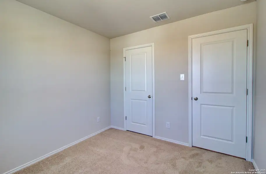 Spacious, unfurnished interior of a new home in Prairie Green, Converse (Image 11).