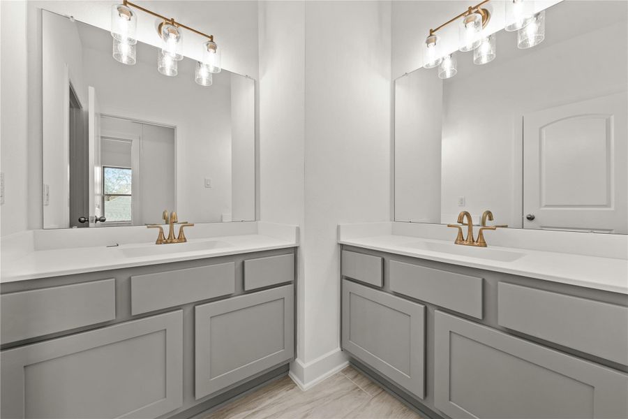 Representative image. Features, selections, and colors may vary.