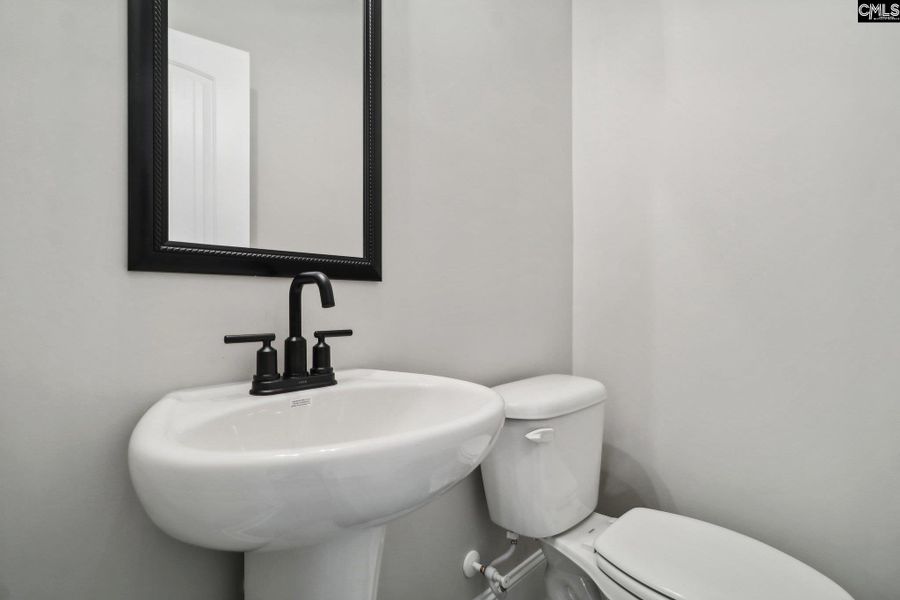 Stock Photo colors and options may be different Stock Photo colors and options may be different