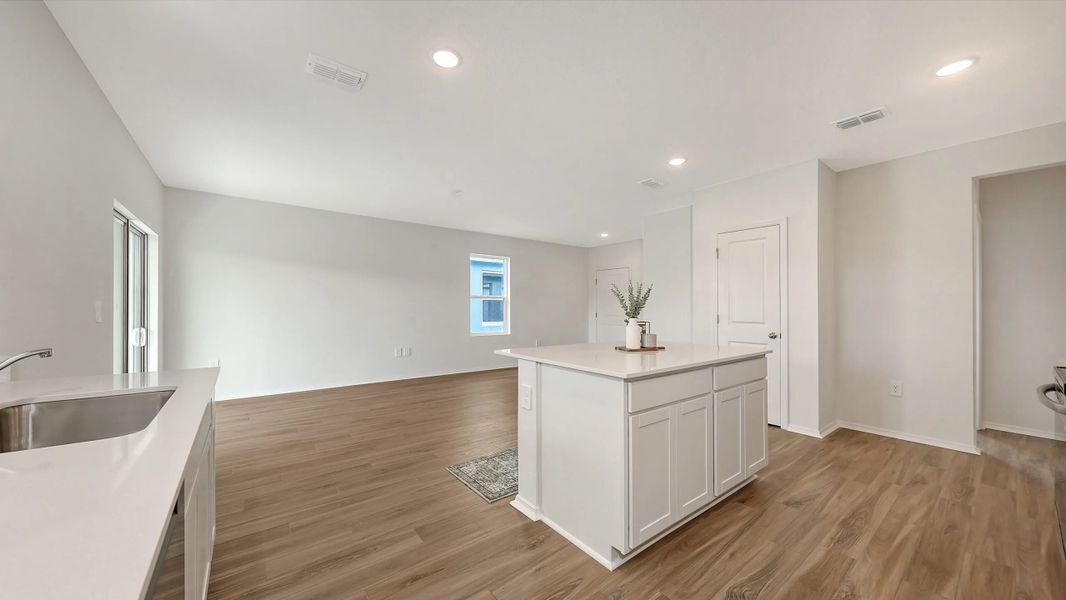 Representative furnished interior of a home built from the Maple by SimplyDwell Homes in Broadleaf, Parrish (Image 4). Representative furnished interior of a home built from the Maple by SimplyDwell Homes in Broadleaf, Parrish (Image 4).