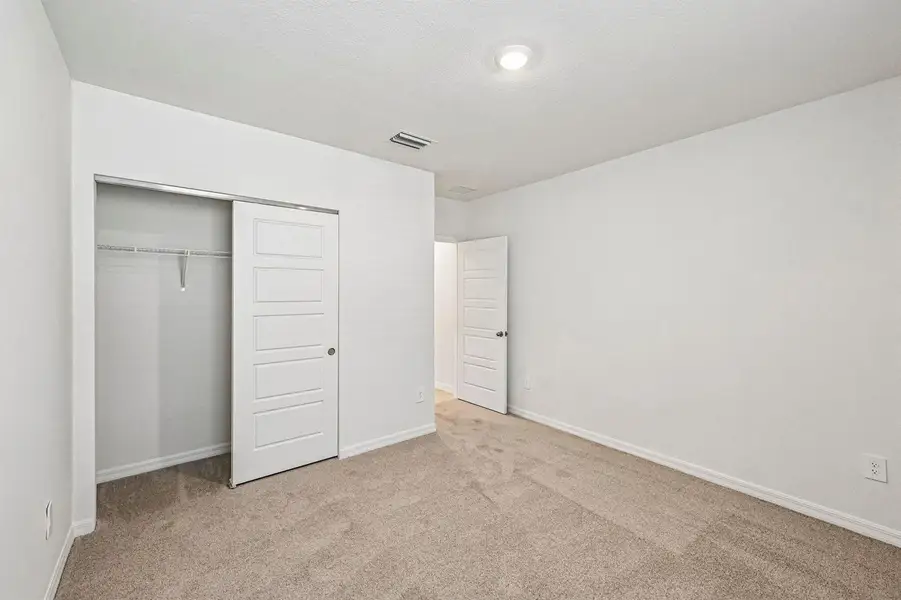 5590 Hampton Park Cir Vero (21) 5590 Hampton Park Cir Vero (21)