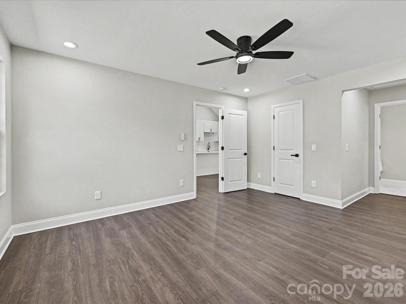 Spacious, unfurnished interior of a new home in , Rock Hill (Image 12).