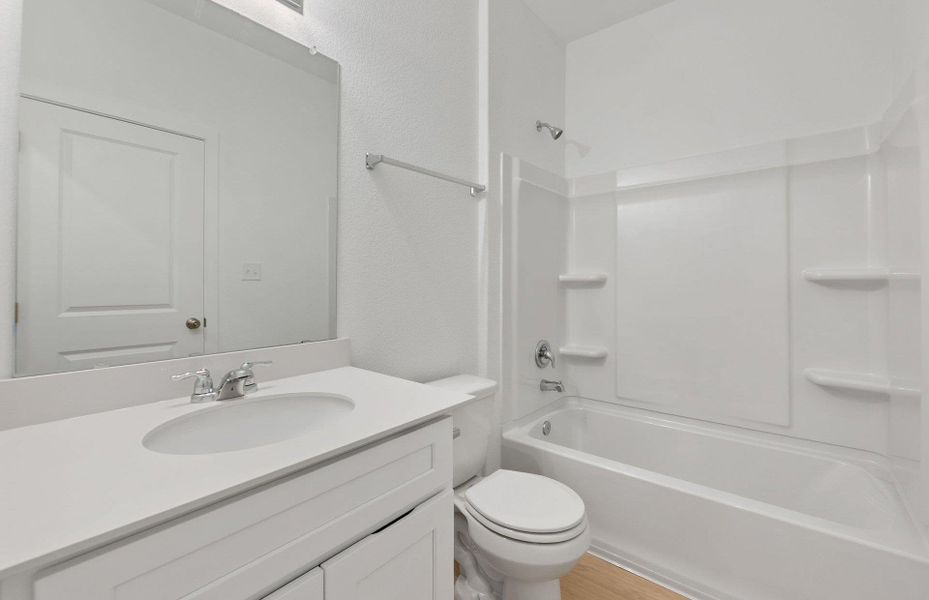 Furnished interior view inside a new home in Alto, San Marcos (Image 7).