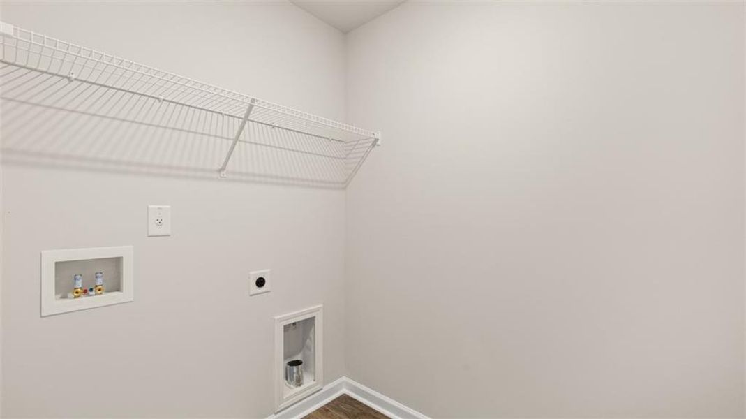 Spacious, unfurnished interior of a new home in Cedar Ridge - Locust Grove Station, Locust Grove (Image 26).