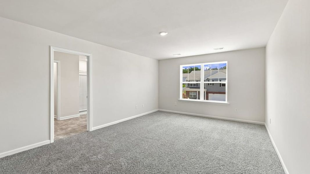 Spacious, unfurnished interior of a new home in Spring Ridge, Anderson (Image 43).