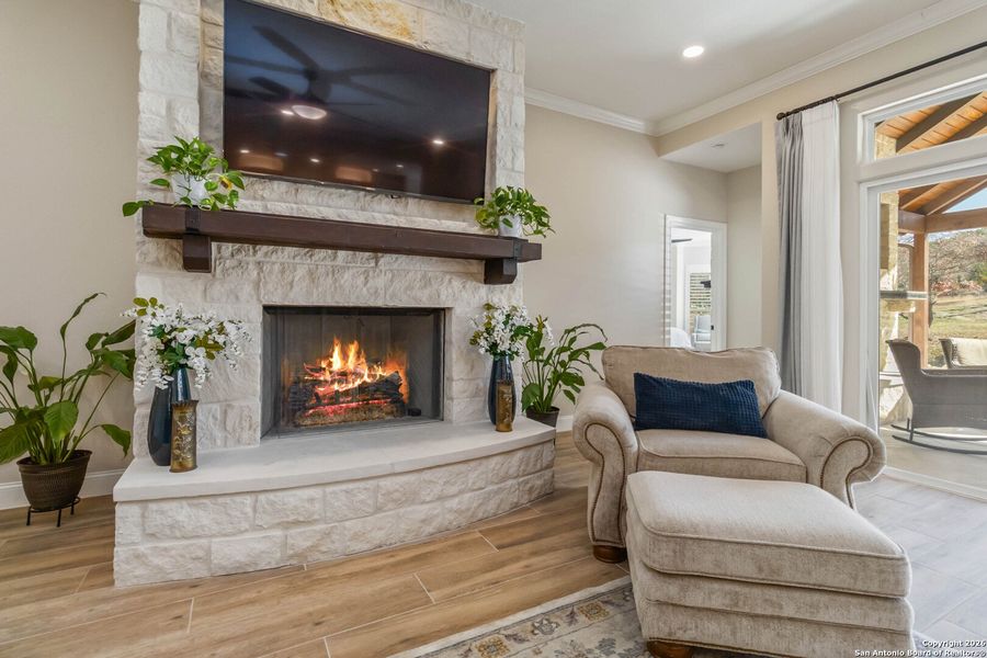 Furnished interior view inside a new home in , Boerne (Image 31).