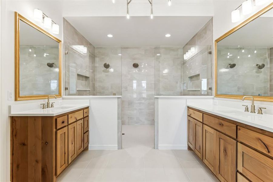 Outstanding wetroom with shower and tub