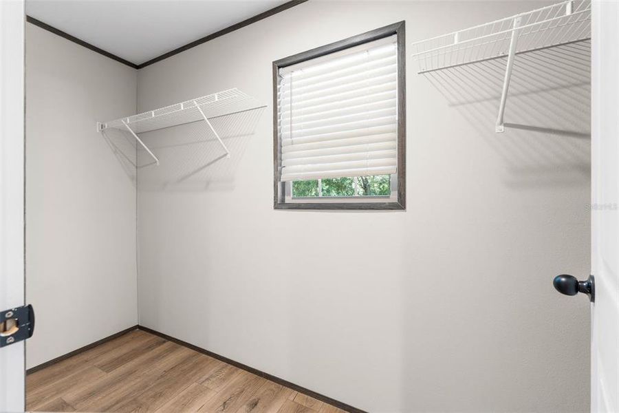 Spacious, unfurnished interior of a new home in , Dunnellon (Image 23).