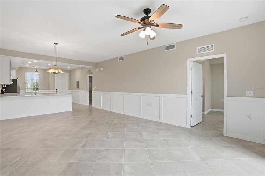 Spacious, unfurnished interior of a new home in , Punta Gorda (Image 24).