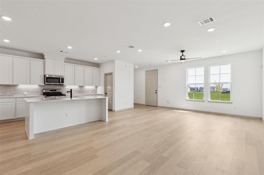 Image 13 of a home in The Village at Midtowne.