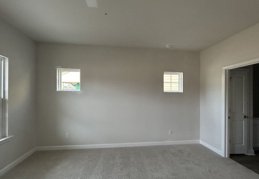 Spacious, unfurnished interior of a new home in Tea Farm, Ravenel (Image 13). Spacious, unfurnished interior of a new home in Tea Farm, Ravenel (Image 13).