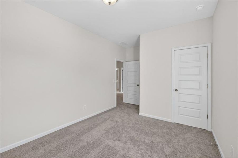 Spacious, unfurnished interior of a new home in Jones Ridge, Dallas (Image 17). Spacious, unfurnished interior of a new home in Jones Ridge, Dallas (Image 17).