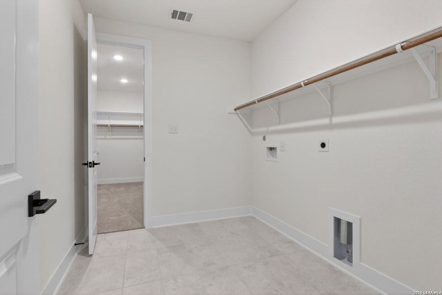 Spacious, unfurnished interior of a new home in Megan's Landing, Castroville (Image 21).