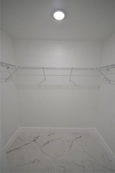 Spacious, unfurnished interior of a new home in , Lehigh Acres (Image 15).