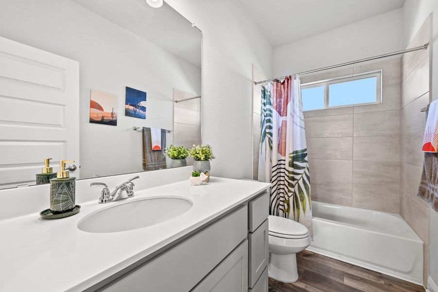 Furnished interior view inside a new home in Porter Country, Buda (Image 16).