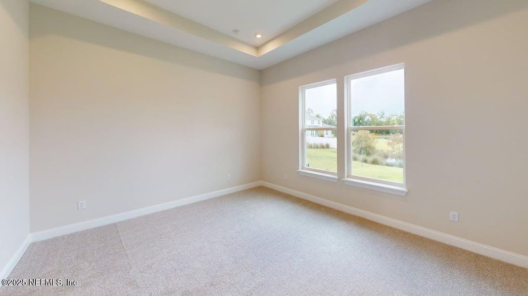 Spacious, unfurnished interior of a new home in RiverTown - Ravines, St. Johns (Image 16).