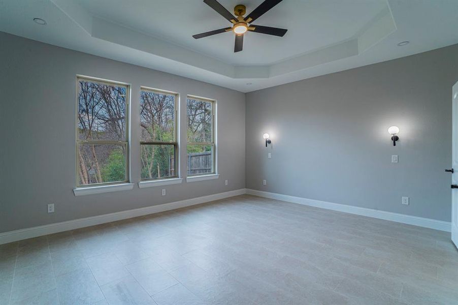 Spacious, unfurnished interior of a new home in , Dallas (Image 23).