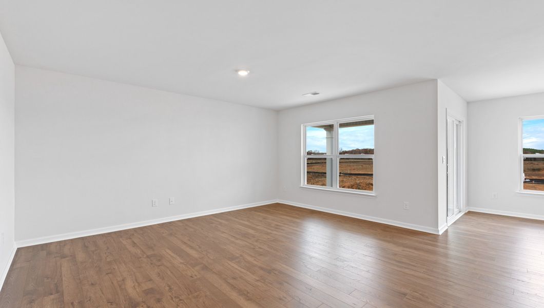 Representative unfurnished interior of a home built from the ARIA by D.R. Horton in Gibson Grove, Laurens (Image 19).