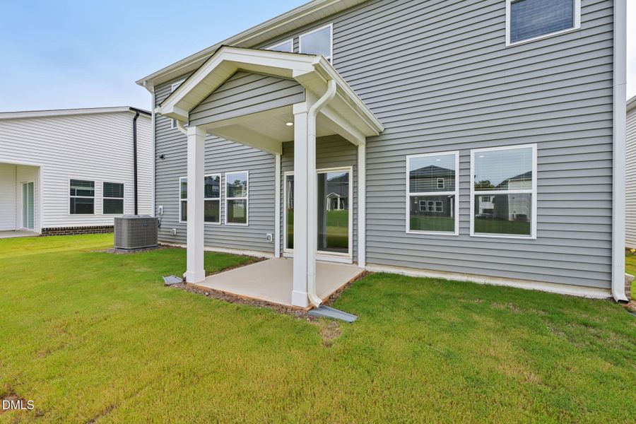 39-web-or-mls-Raleigh - Oak Manor - 744