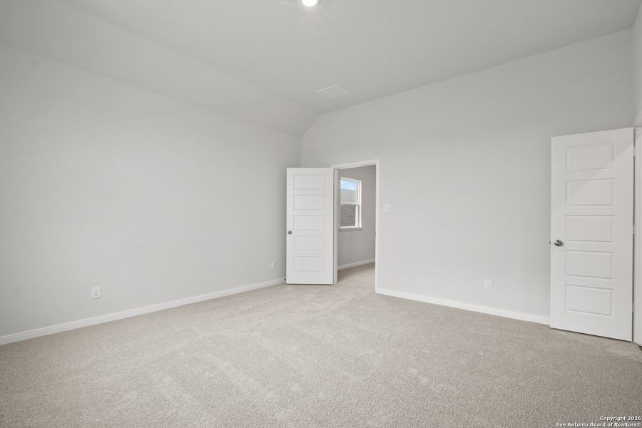Spacious, unfurnished interior of a new home in Katzer Ranch, Converse (Image 18).