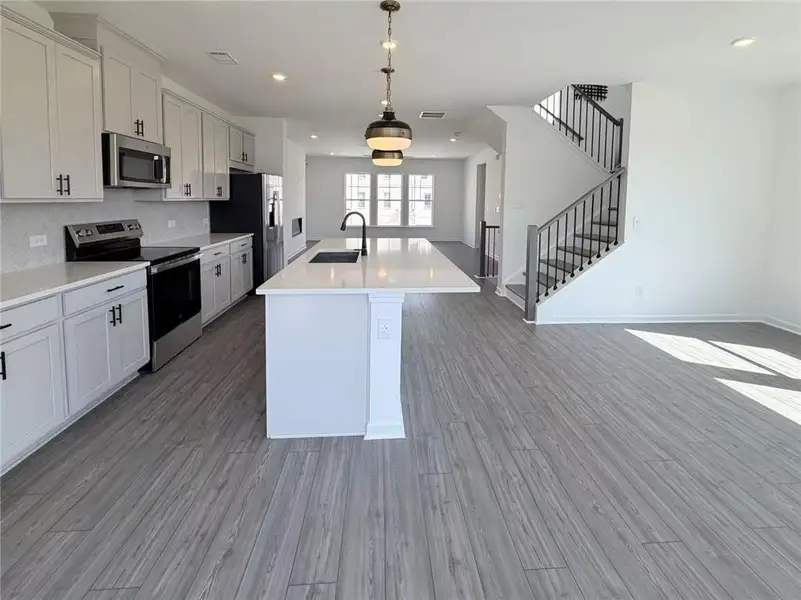 Image 33 of a home in . Image 33 of a home in .