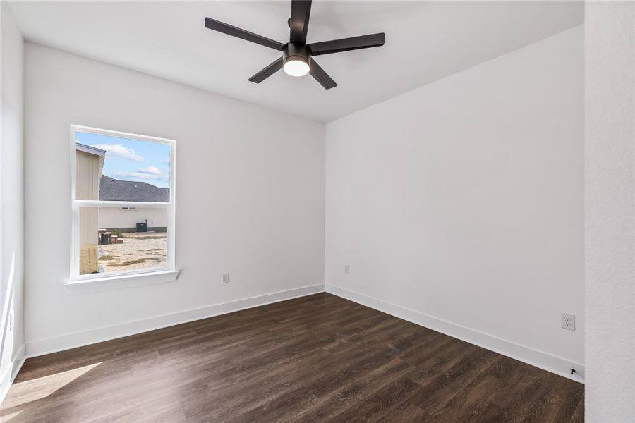 Spacious, unfurnished interior of a new home in , Dale (Image 23).