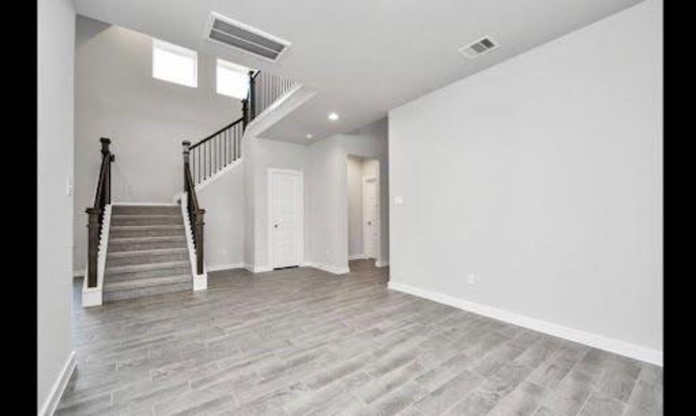 Spacious, unfurnished interior of a new home in Cypress Green, Hockley (Image 9).