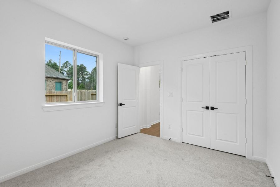 Spacious, unfurnished interior of a new home in Escondido 60', Magnolia (Image 27).