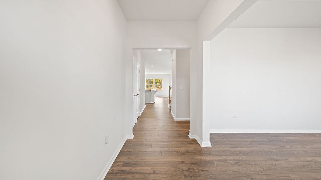 Spacious, unfurnished interior of a new home in Woodhaven, Spartanburg (Image 13).