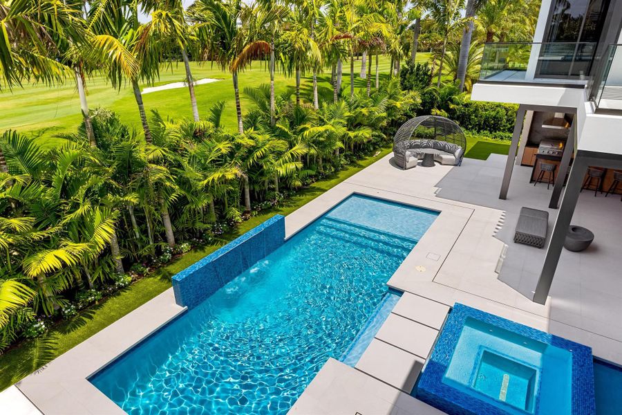 Image 86 of a home in .