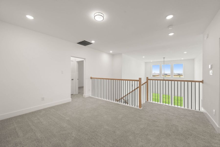 Image 15 of a home in Wildflower Ranch.