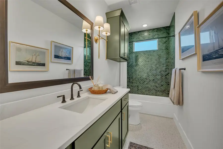 *Please note: These interior photos are not of the actual home but are from a previously completed home with a similar floor plan. Finishes, features, and layout may vary.