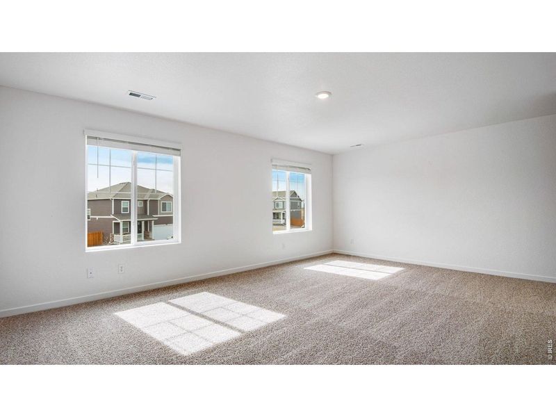 Spacious, unfurnished interior of a new home in Vista Meadows, Fort Lupton (Image 11). Spacious, unfurnished interior of a new home in Vista Meadows, Fort Lupton (Image 11).