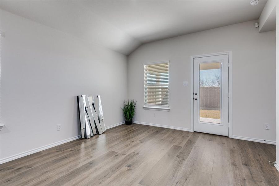 Spacious, unfurnished interior of a new home in Wildcat Ranch, Crandall (Image 22).