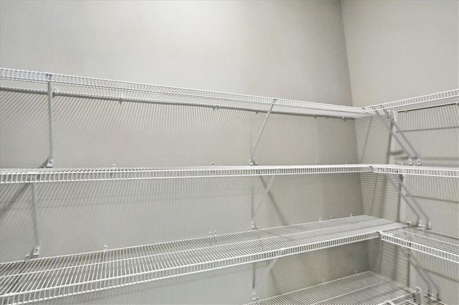 Spacious, unfurnished interior of a new home in Traditions of Braselton, Jefferson (Image 36).