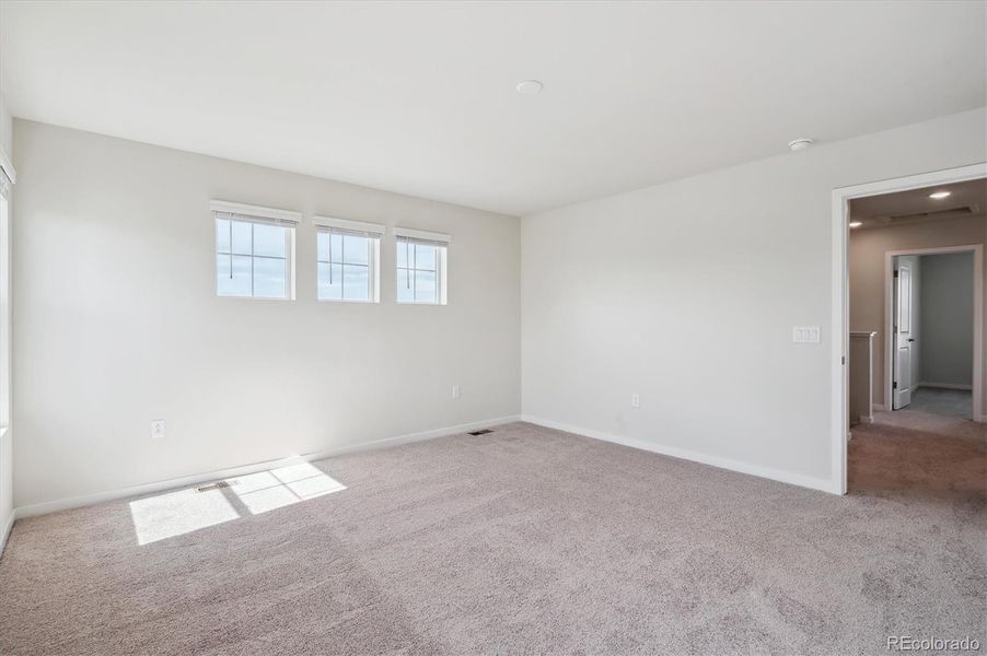 Spacious, unfurnished interior of a new home in Spring Valley Ranch, Elizabeth (Image 20).