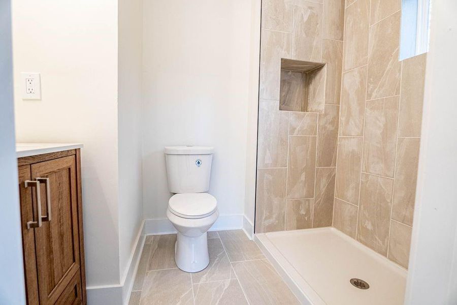 Furnished interior view inside a new home in , Loganville (Image 12).