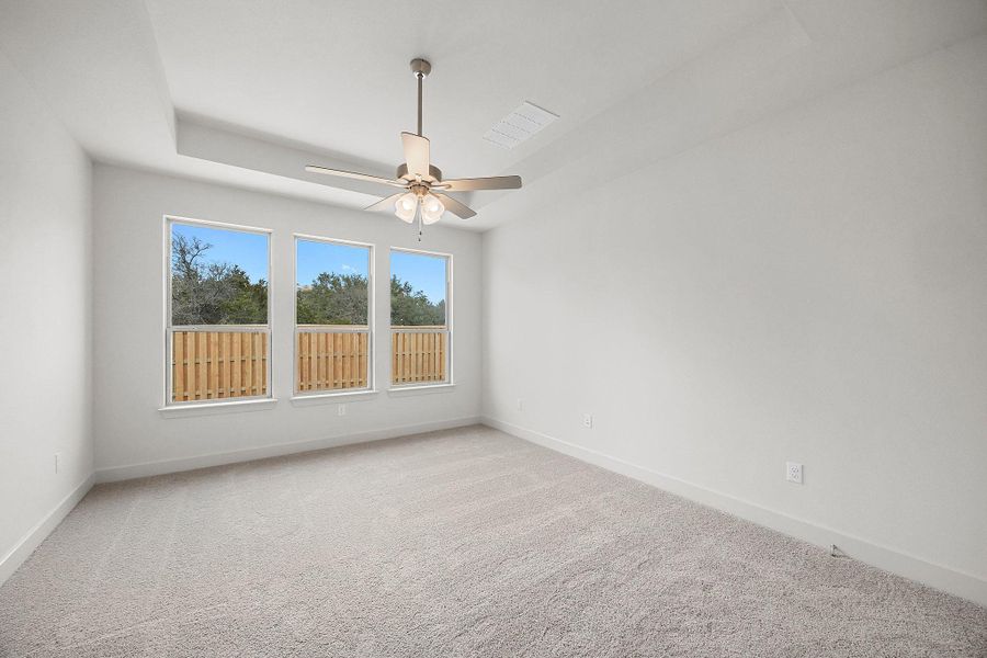 Spacious, unfurnished interior of a new home in Parmer Ranch, Georgetown (Image 23).