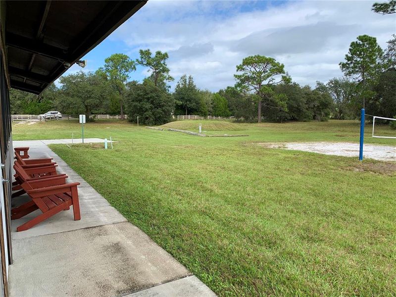 Exterior details and patio area of a home in , Eustis (Image 3).