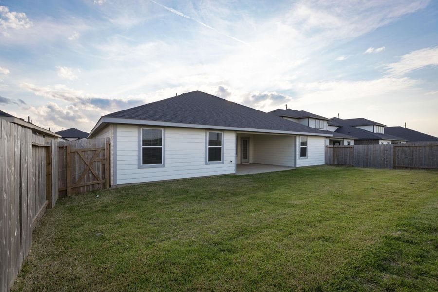 Exterior details and patio area of a home in , Fulshear (Image 3).