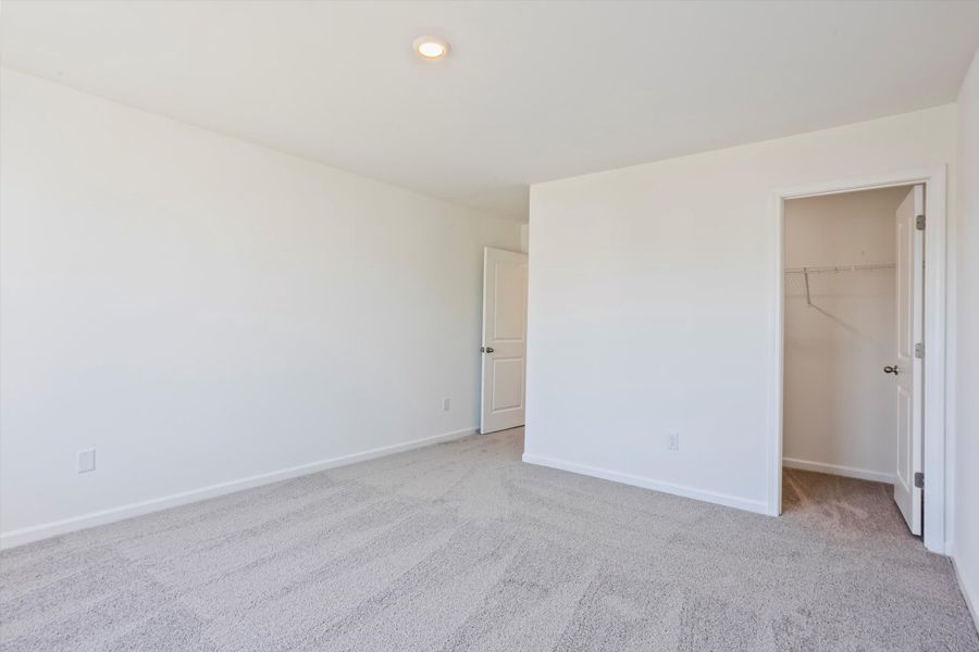 Spacious, unfurnished interior of a new home in Portrait Hills, Aiken (Image 29).