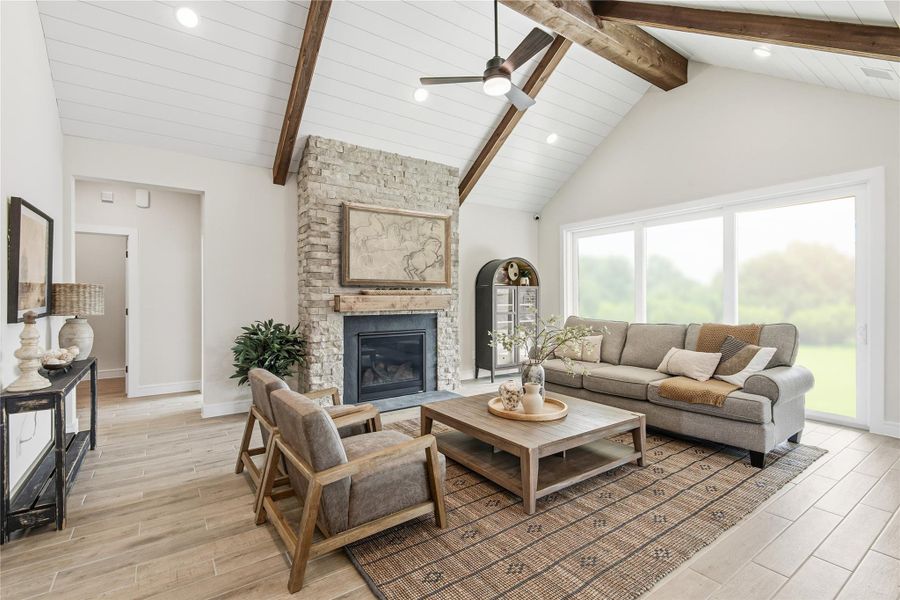 Impressive great room (*Photo not of actual home and used for illustration purposes only.)