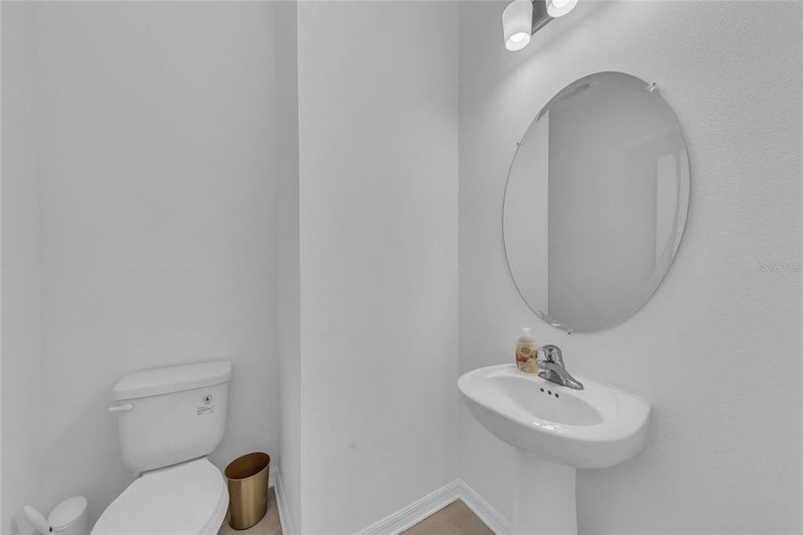 Furnished interior view inside a new home in , Sarasota (Image 9).