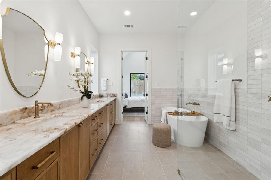 Furnished interior view inside a new home in , Dallas (Image 26). Furnished interior view inside a new home in , Dallas (Image 26).